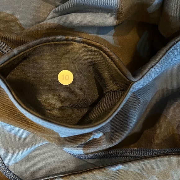 Vintage Lululemon Low Rise Legging - Picture 4 of 4